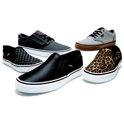Famous Footwear | Spectrum Towne Center, 3857 Grand Ave, Chino, CA 91710, USA | Phone: (909) 664-9696