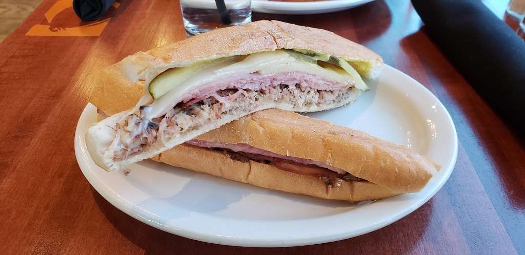 Cubanitas | 7973 S Main St, Oak Creek, WI 53154, USA | Phone: (414) 574-5260