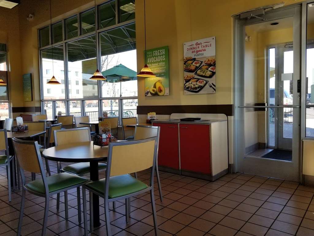 Del Taco | 8100 Northfield Blvd, Denver, CO 80239, USA | Phone: (303) 307-1712