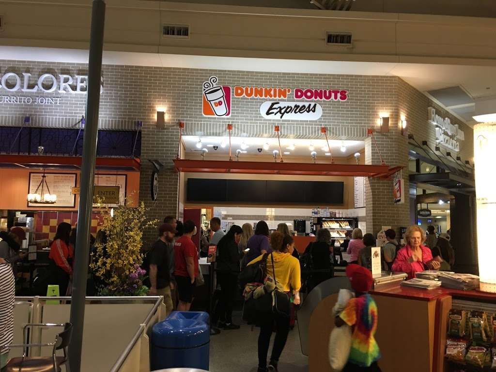 Dunkin Donuts Express | Chicago Department of Aviation Midway Terminal, 5700 S Cicero Ave, Chicago, IL 60638, USA