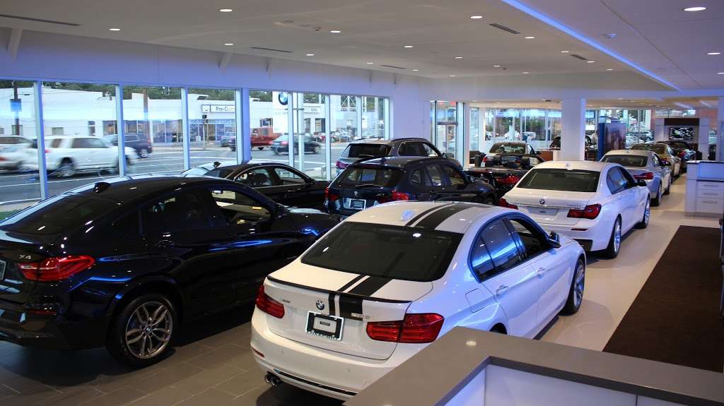 BMW of Freeport | 291 W Sunrise Hwy, Freeport, NY 11520, USA | Phone: (516) 208-2311