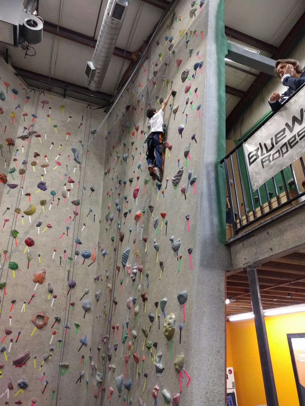 North Summit Climbing Gym | 9665, 481 Bushkill Plaza Ln, Wind Gap, PA 18091, USA | Phone: (610) 863-4444