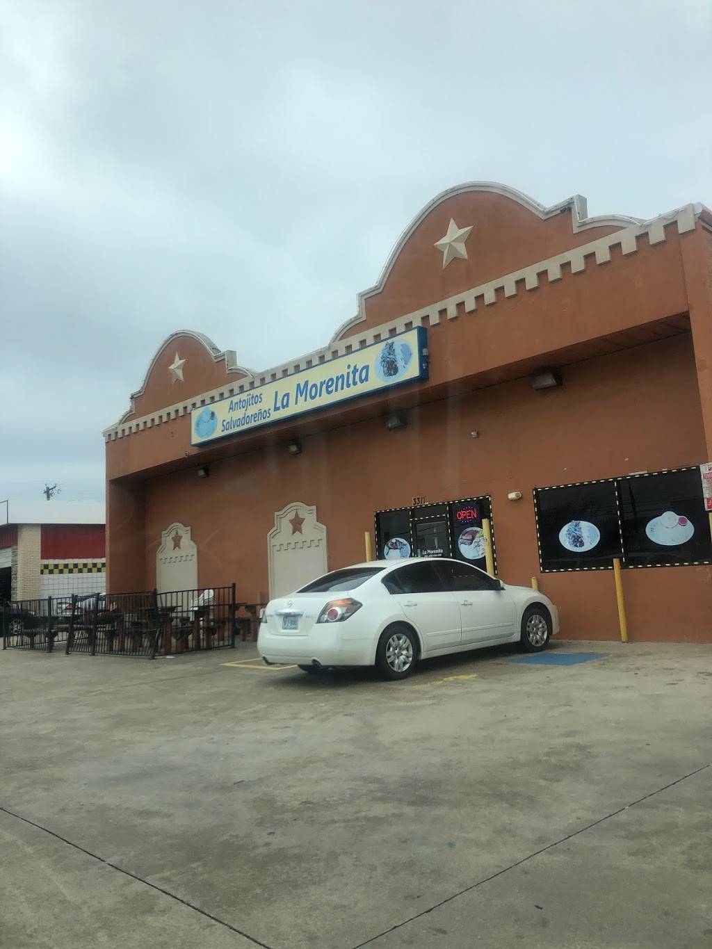 Antojitos Salvadorenos La Merenita | 3317 K Ave, Plano, TX 75074, USA | Phone: (469) 226-3624