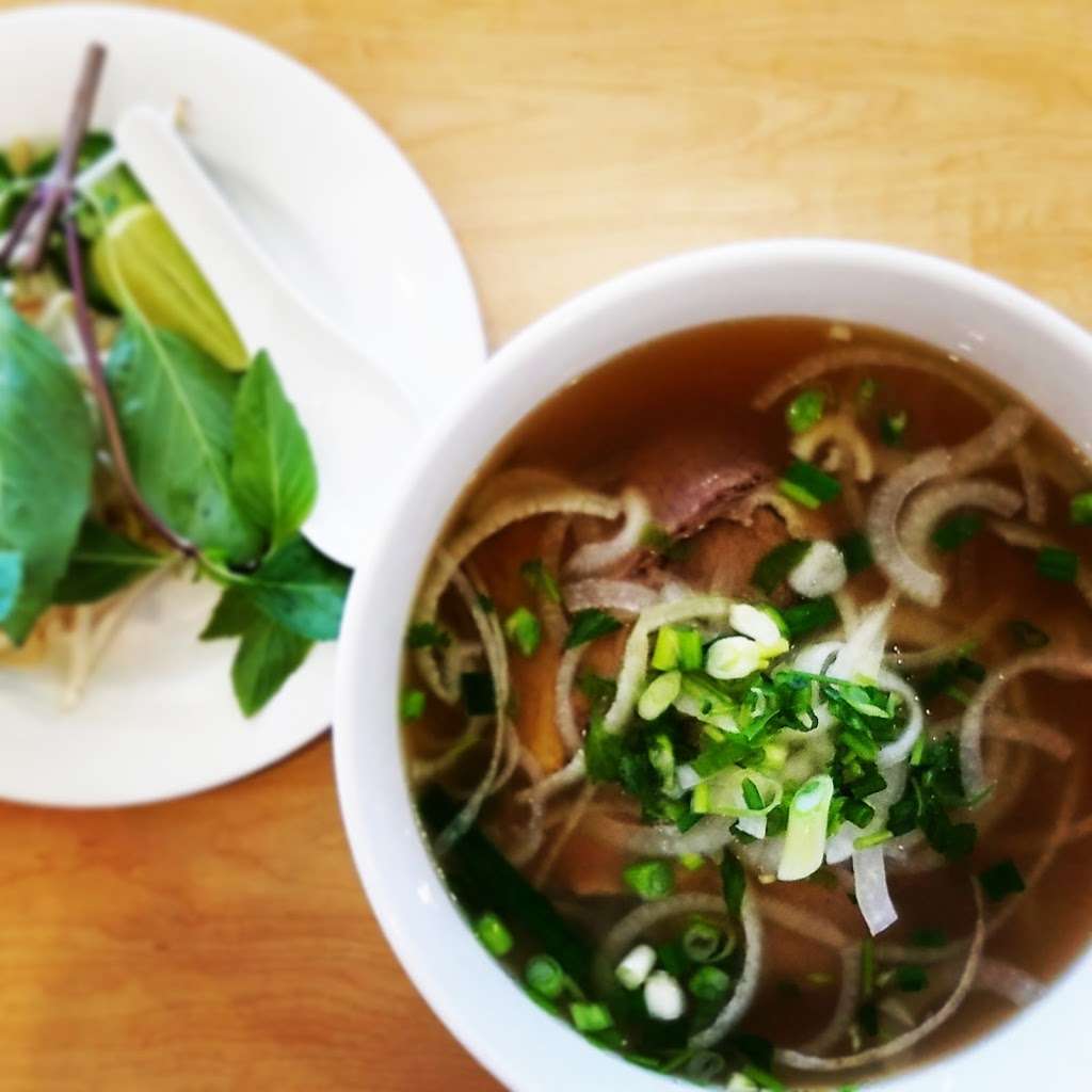 Pho TYC | 32475 Clinton Keith Rd # 107, Wildomar, CA 92595, USA | Phone: (951) 609-1636