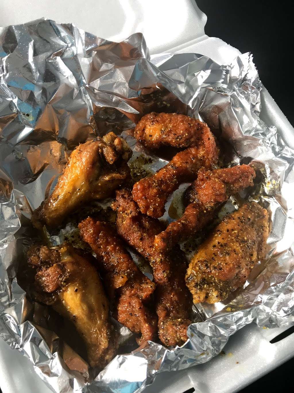 Atomic Wings | 159-23 Hillside Avenue, Jamaica, NY 11432, USA | Phone: (718) 480-6642