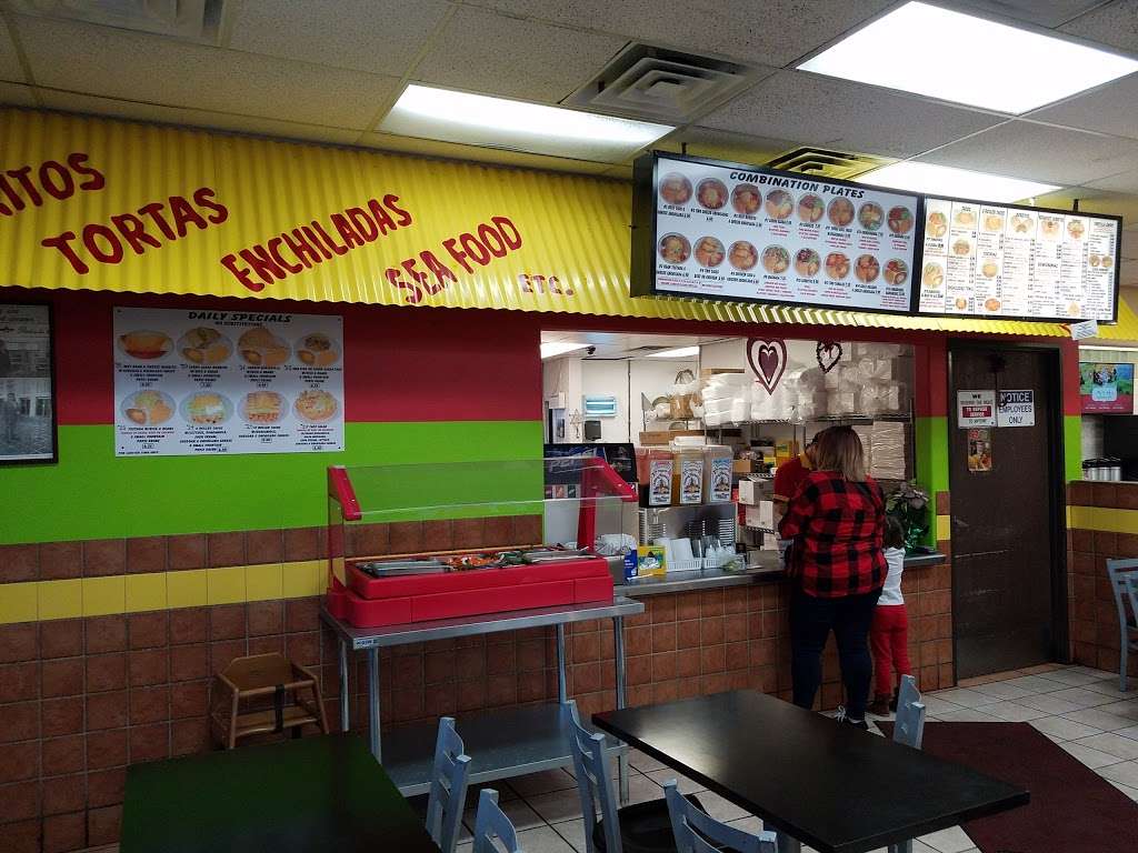 Robertos Taco Shop | 7801 W Charleston Blvd, Las Vegas, NV 89146, USA | Phone: (702) 685-9090