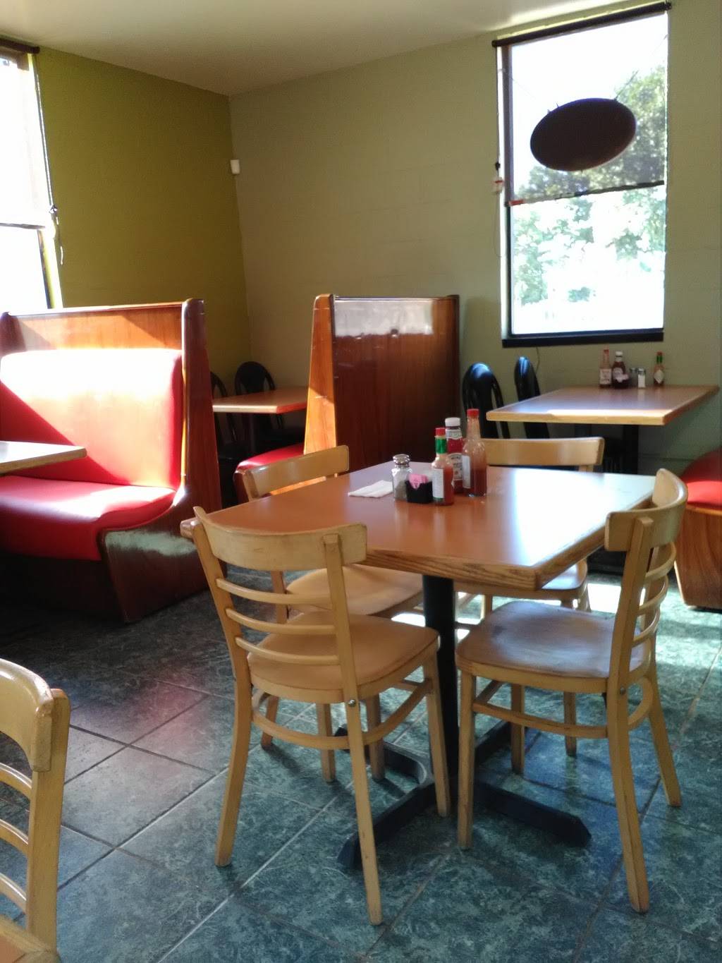 Cowboy Cafe | 4049 E Jensen Ave, Fresno, CA 93725, USA | Phone: (559) 721-7177