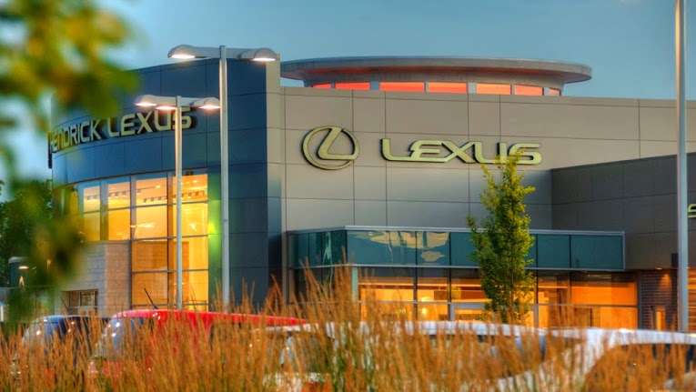 Hendrick Lexus Kansas City | 6935 W Frontage Rd, Merriam, KS 66203 | Phone: (816) 332-6461