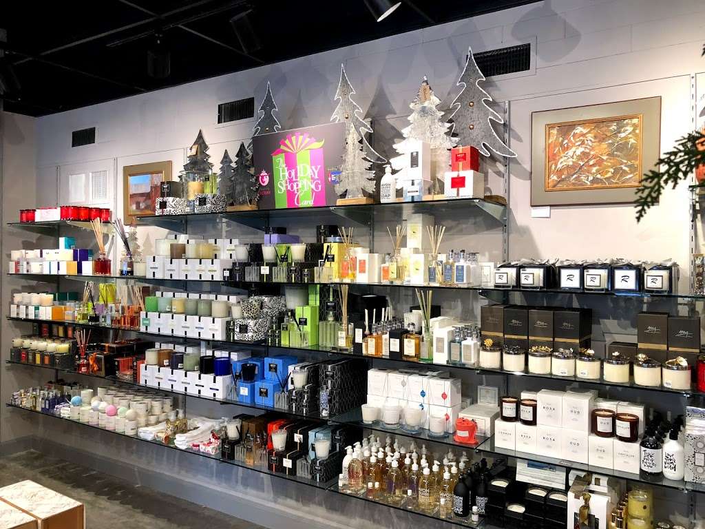 Roberts China and Gifts | 12651 Memorial Dr suite d, Houston, TX 77024, USA | Phone: (713) 973-8171