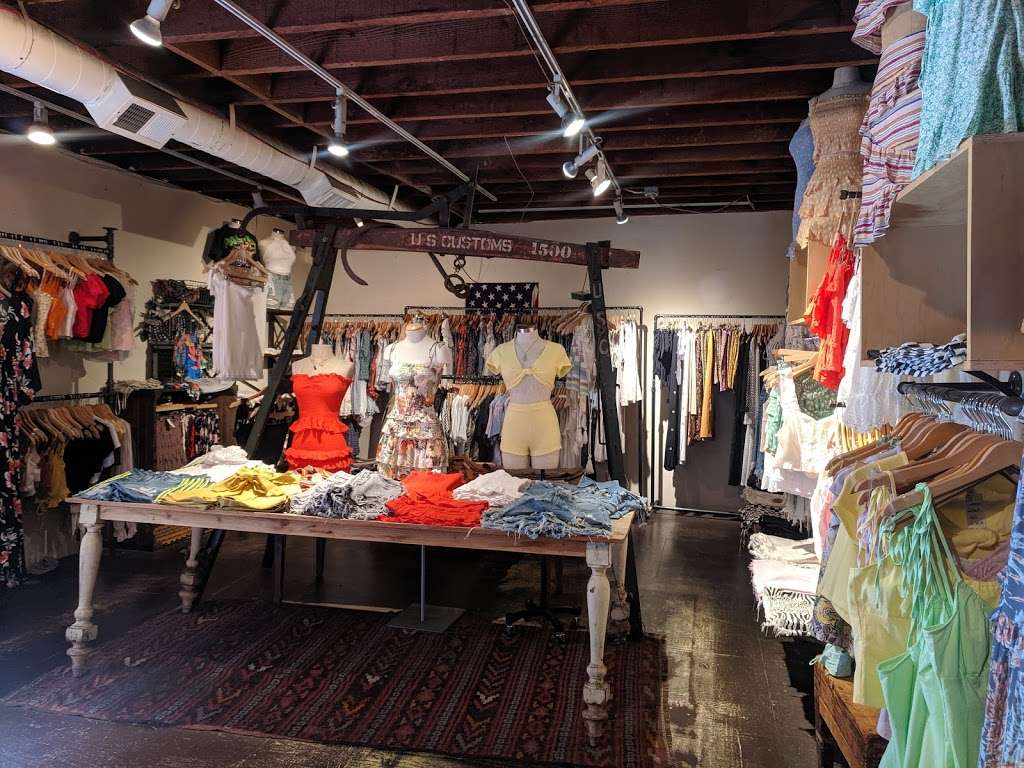 Timeless Boutique | 7513 Melrose Ave, Los Angeles, CA 90046, USA | Phone: (323) 655-2133