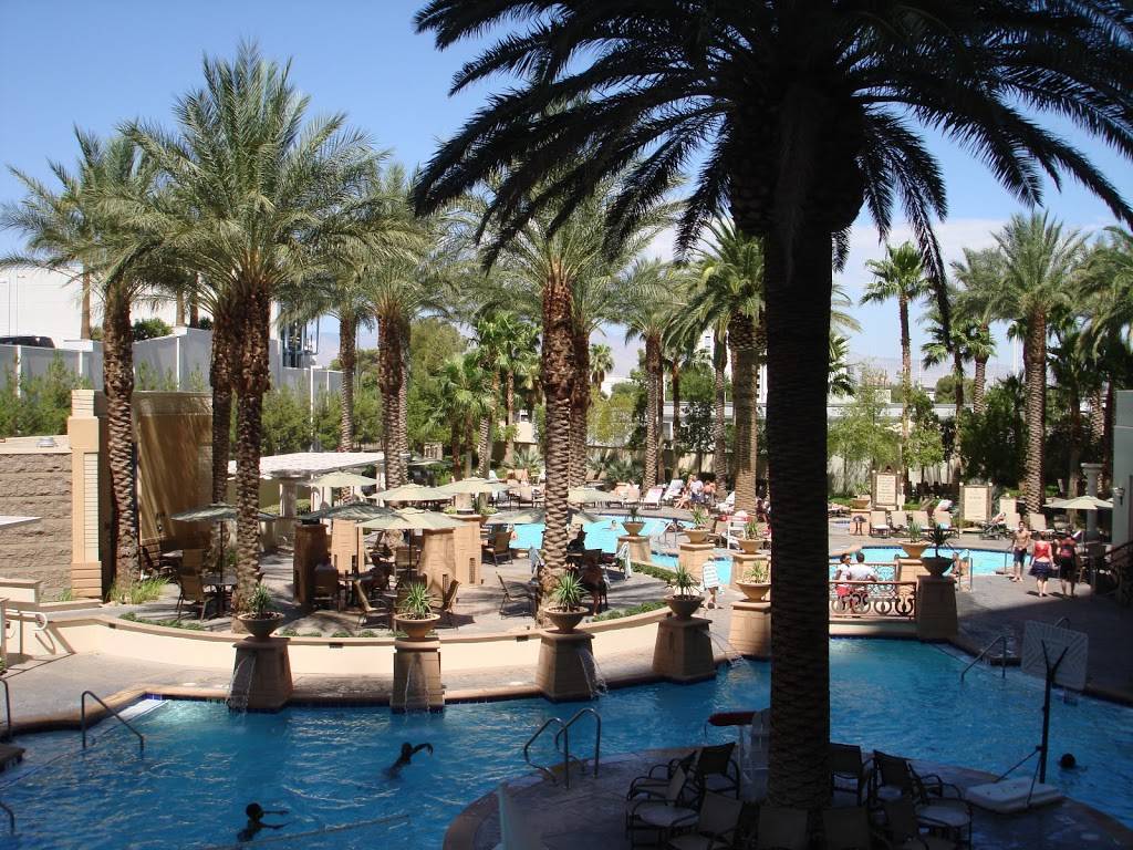 Hilton Vacation Club on the Boulevard, 2650 S Las Vegas Blvd, Las Vegas ...