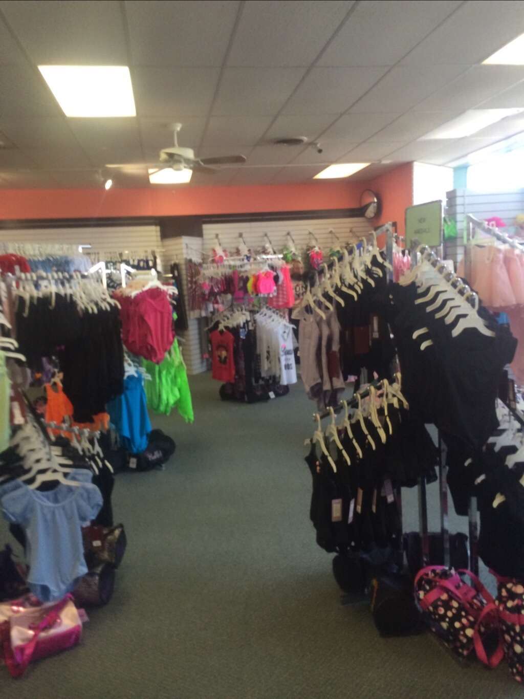 Sandys Dancewear | 2211 Gus Thomasson Rd, Dallas, TX 75228 | Phone: (214) 321-1764