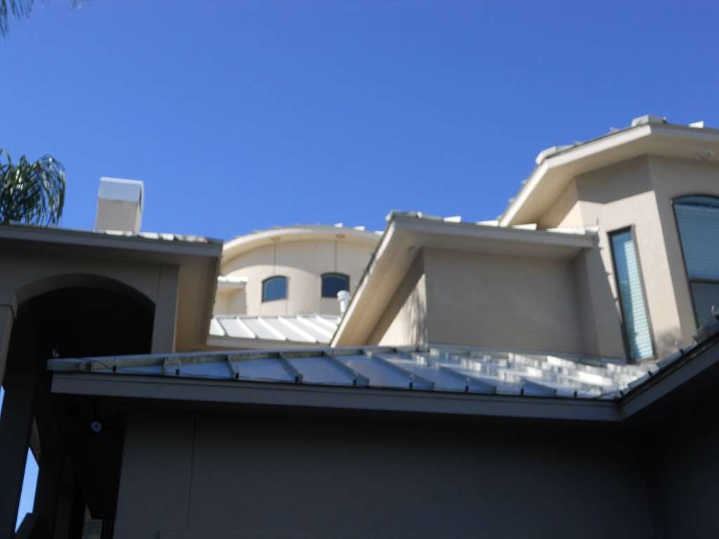 A.J.s Seamless Gutters | 3809 Melbourne St, Houston, TX 77026, USA | Phone: (713) 691-9991