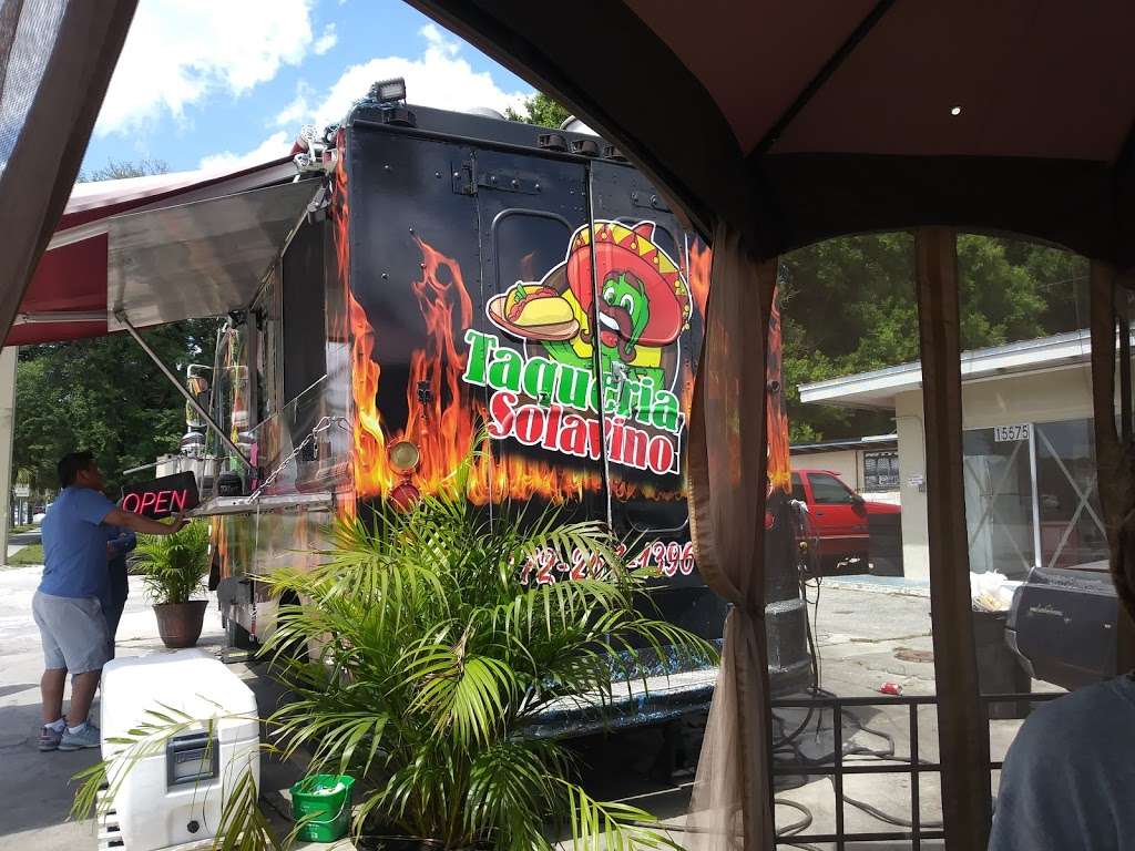 Taco Truck | 15575 FL-710, Indiantown, FL 34956, USA | Phone: (772) 872-1764