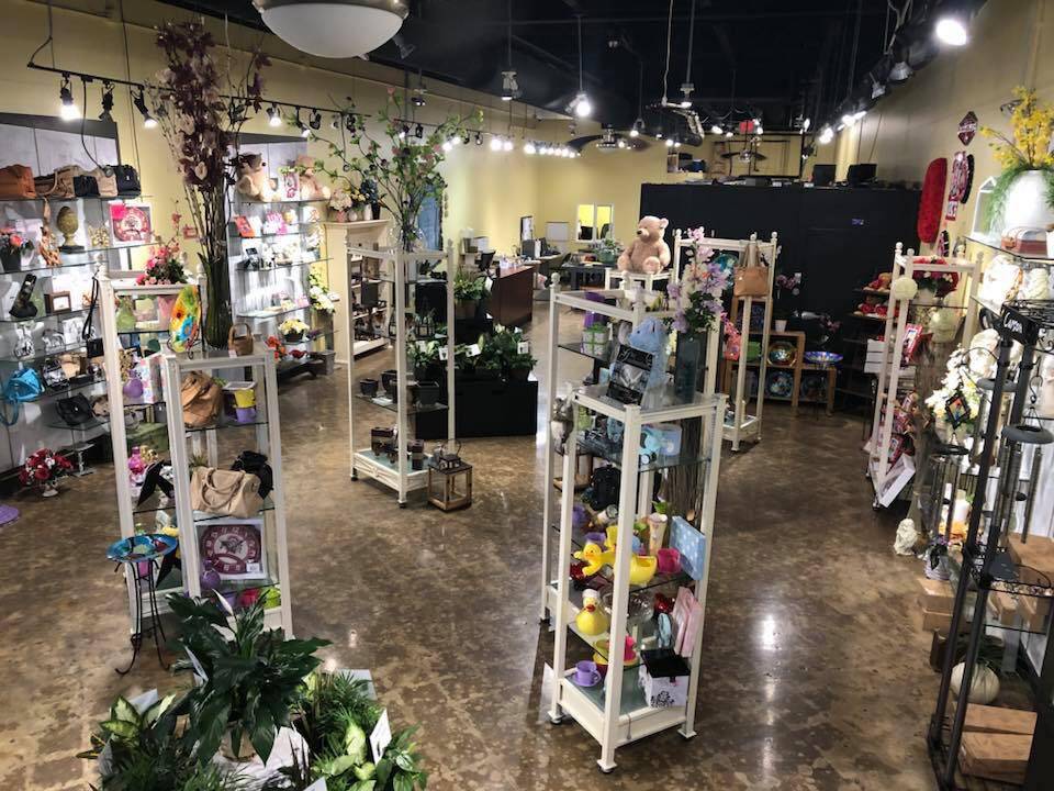 Orchids & Ivy Flowers & Gifts | 2814 Fishinger Rd, Upper Arlington, OH 43221, USA | Phone: (614) 725-4343