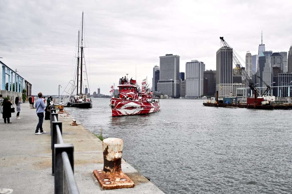 Flow separation | Brooklyn Bridge Park Pier 6, Brooklyn, NY 11201, USA