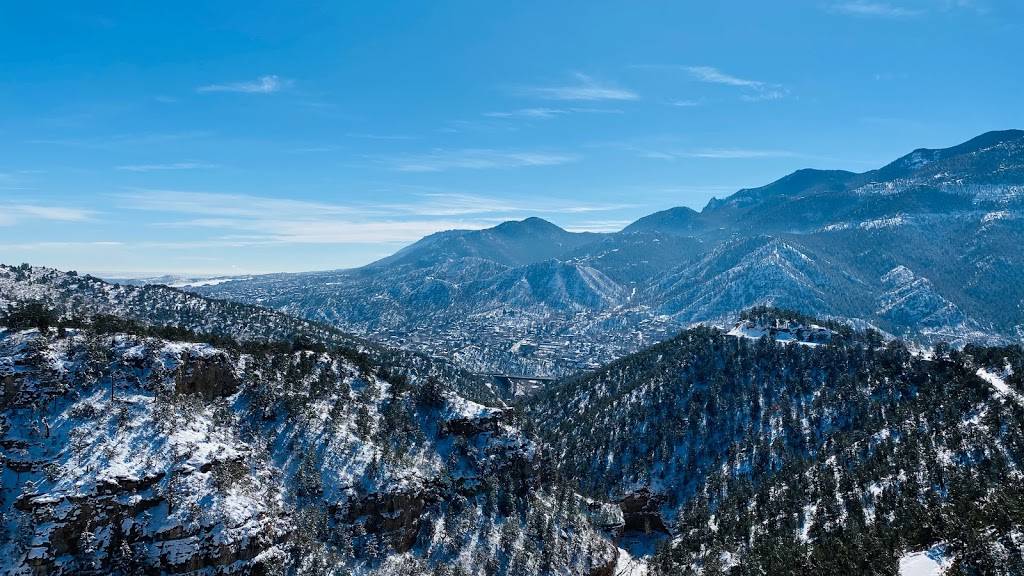 Cave of the Winds Mountain Park | 100 Cave of the Winds Rd, Manitou Springs, CO 80829 | Phone: (719) 685-5444