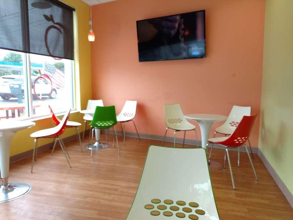 Peachwave | 807 Federal Rd, Brookfield, CT 06804, USA | Phone: (203) 546-7555