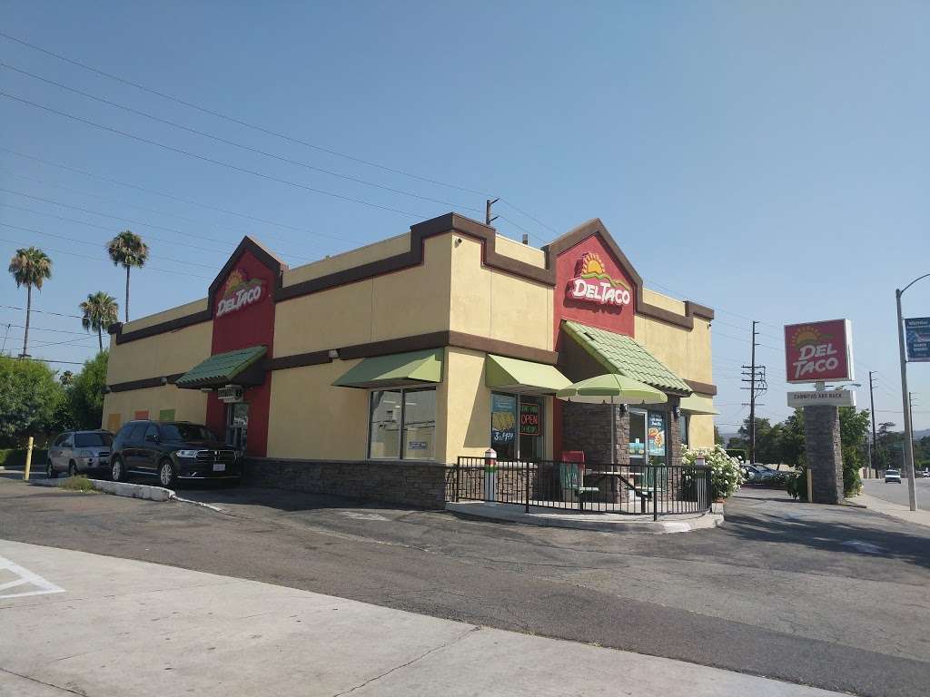 Del Taco | 9719 Carmenita Rd, Whittier, CA 90605, USA | Phone: (562) 698-5574