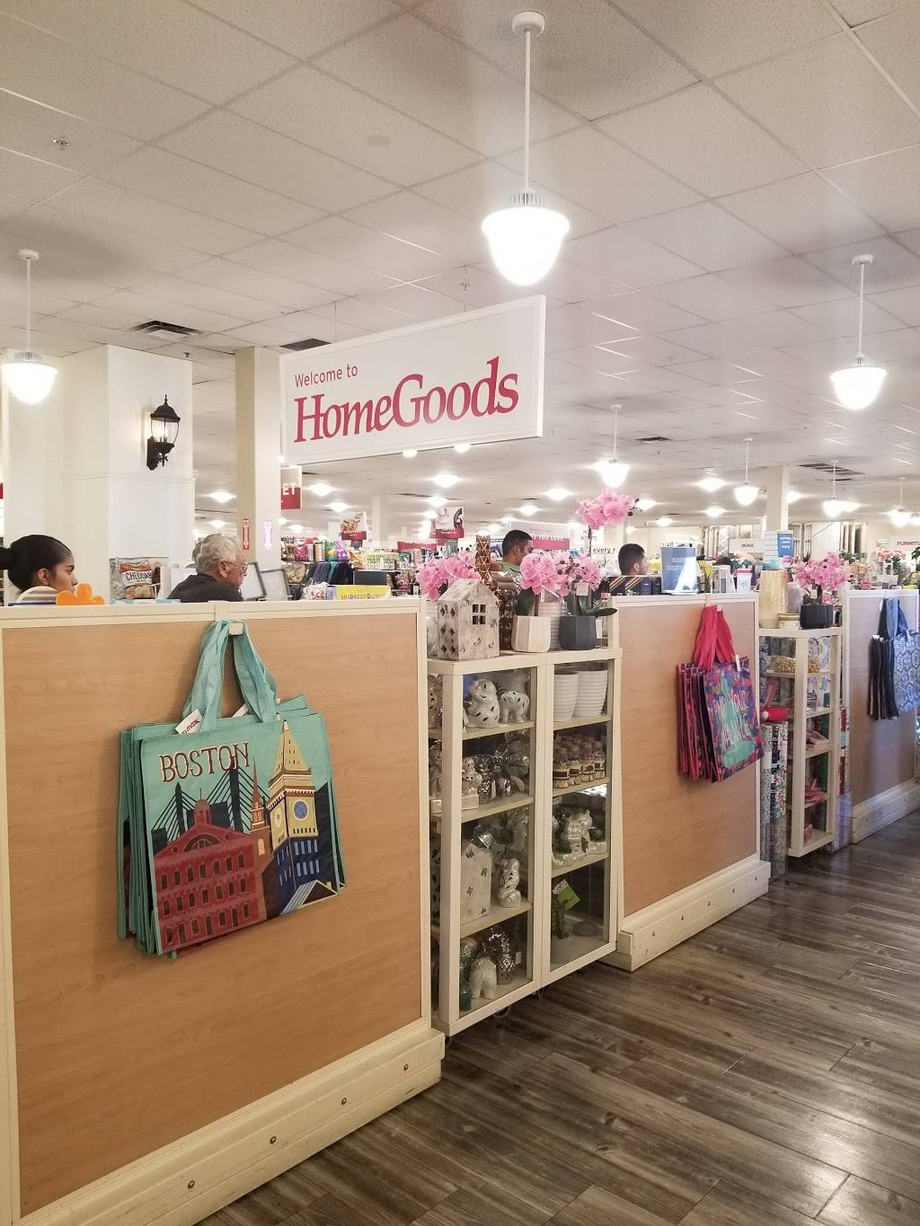 T.J. Maxx & HomeGoods | 853 E Baseline Rd, Gilbert, AZ 85233, USA | Phone: (480) 545-6630