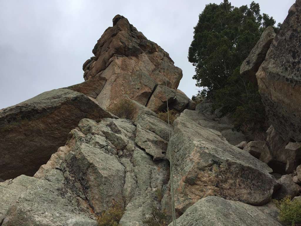 Estes Park Rock Climbing | 166 S St Vrain Ave, Estes Park, CO 80517, USA | Phone: (970) 431-8155