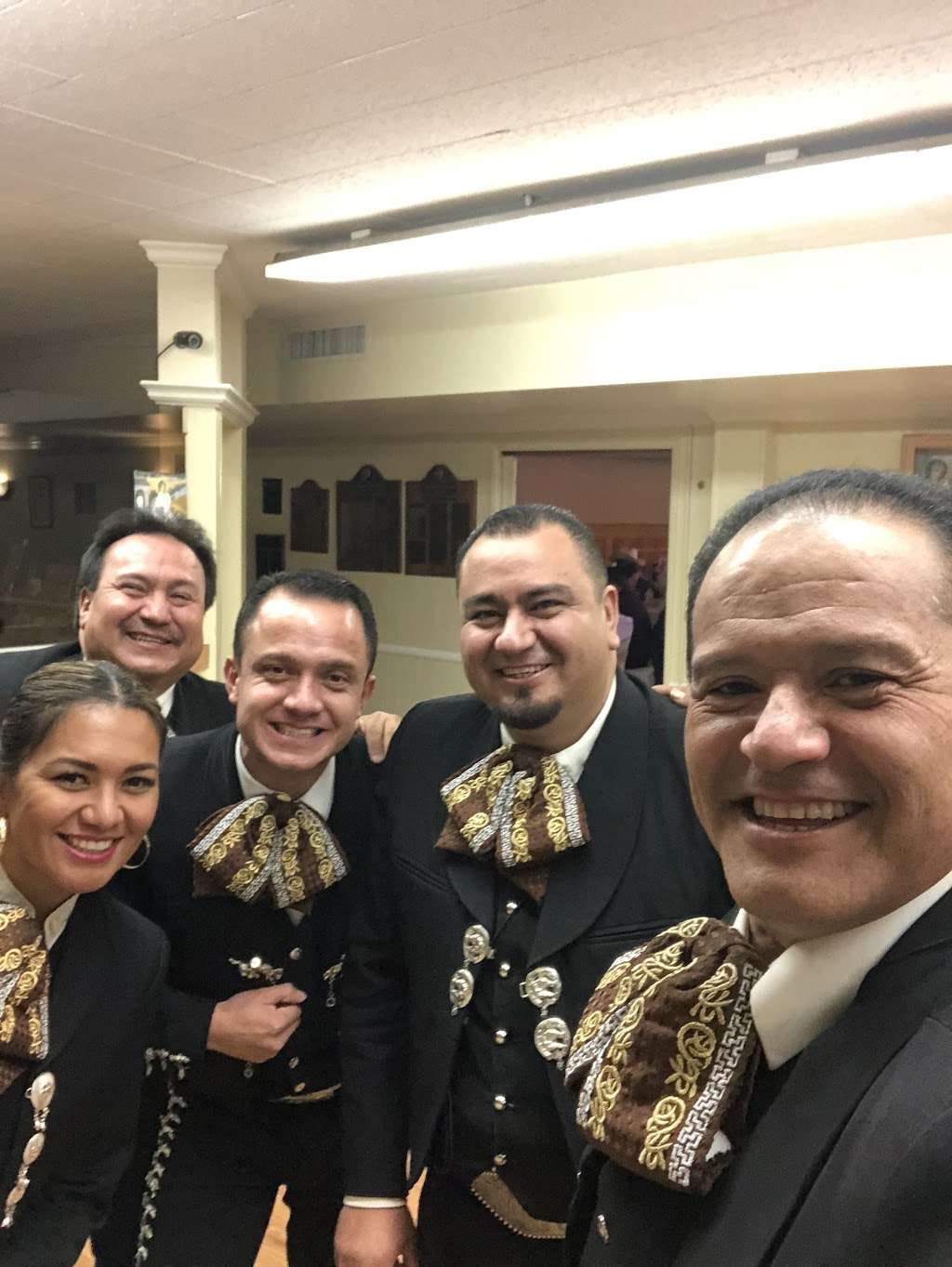 Los Angeles Mariachi Mexico en America | 462 N Alma Ave, Los Angeles, CA 90063 | Phone: (323) 646-8116