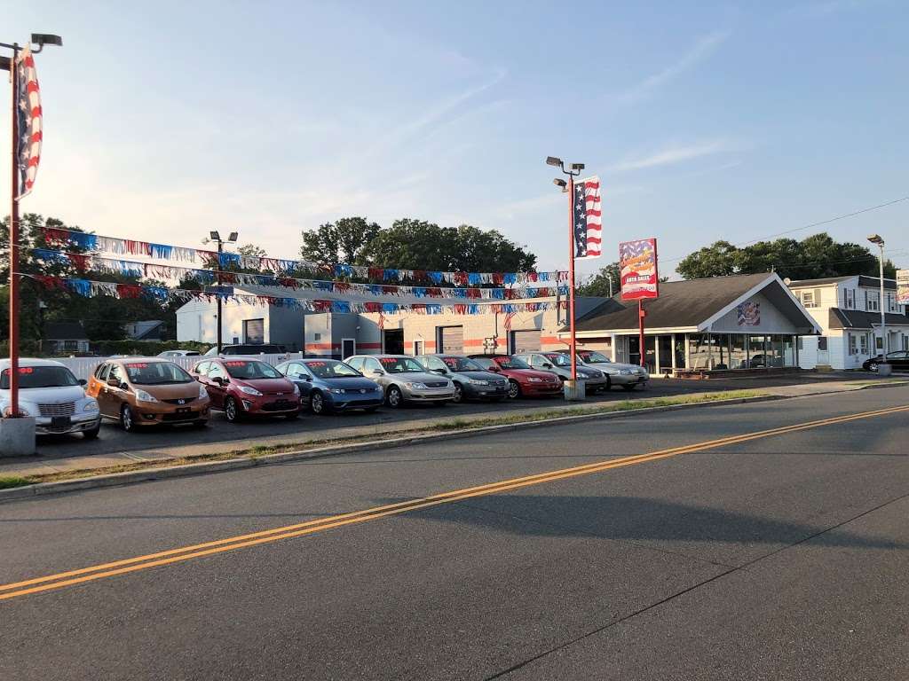 Schmidt Family Auto Sales | 349 E Clements Bridge Rd, Runnemede, NJ 08078, USA | Phone: (856) 939-4100