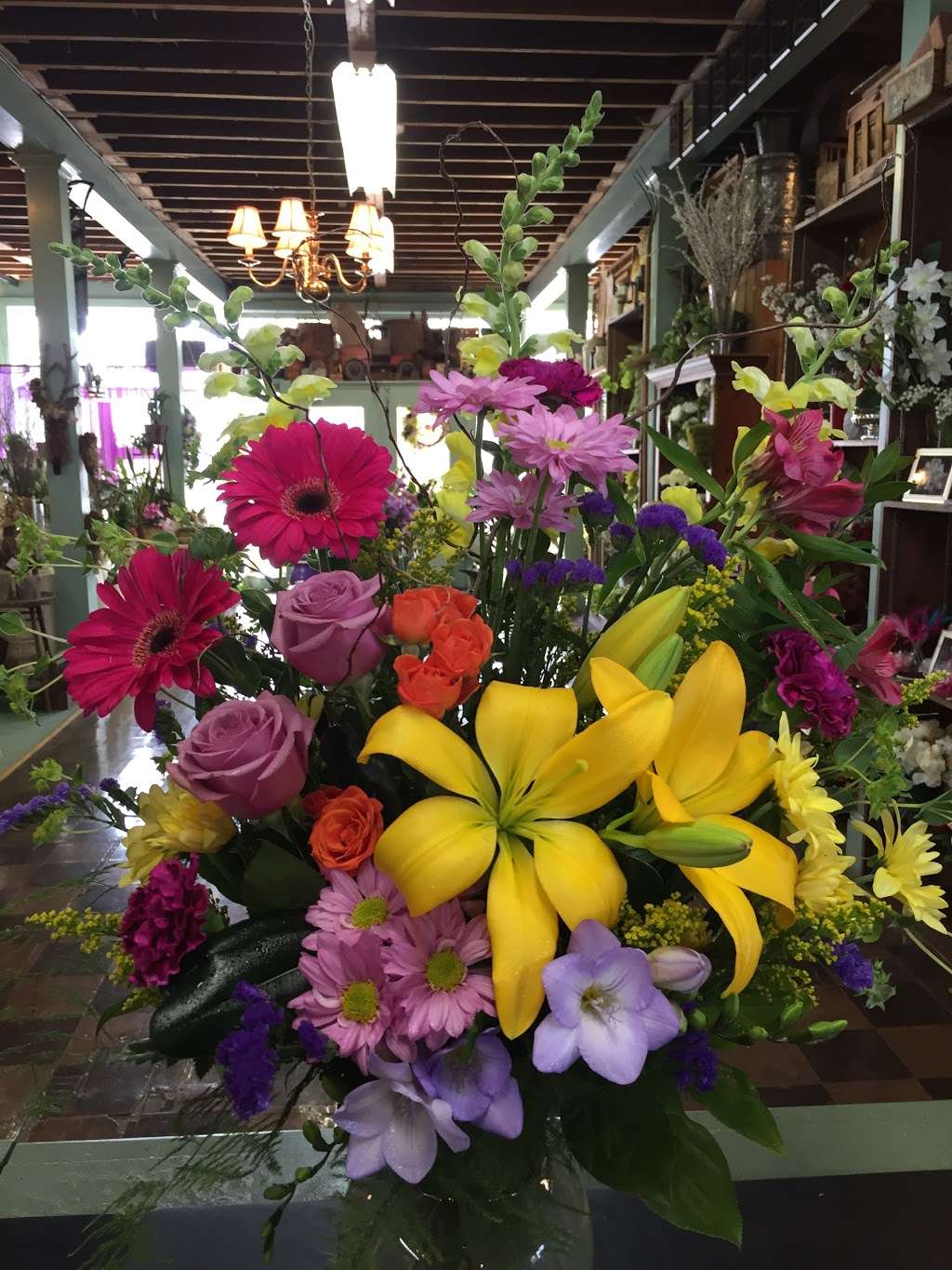 The Flower Center | 5405 Main St, Stephens City, VA 22655, USA | Phone: (540) 869-4499