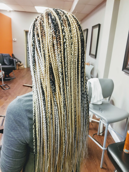 Ramas Hair Braiding | 5050 E 38th St, Indianapolis, IN 46218, USA | Phone: (317) 496-8229