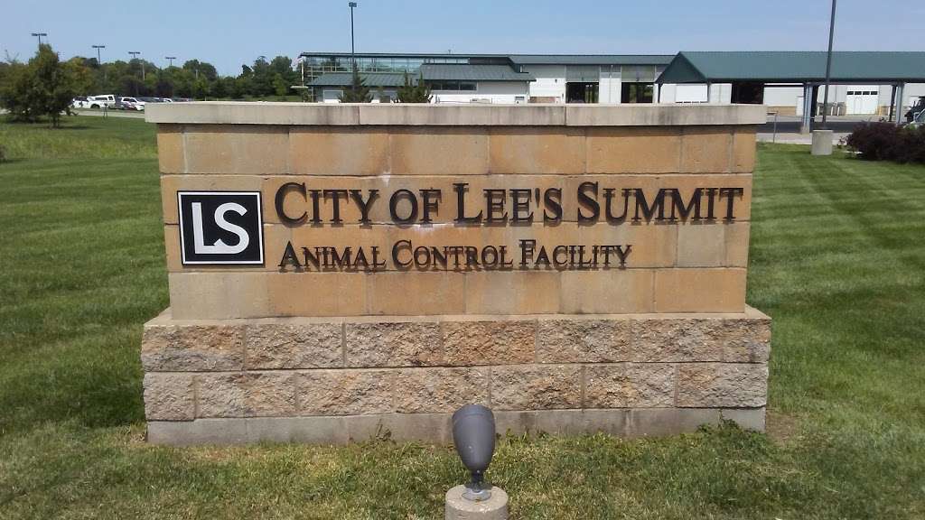 Lees Summit Animal Control | 1991 SE Hamblen Rd, Lees Summit, MO 64082, USA | Phone: (816) 969-1640