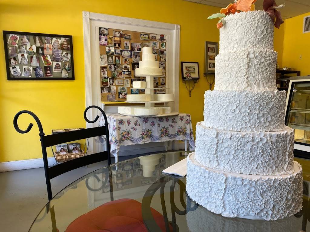 The Cake Shop of San Jose | 3911 Hendricks Ave, Jacksonville, FL 32207, USA | Phone: (904) 306-0303