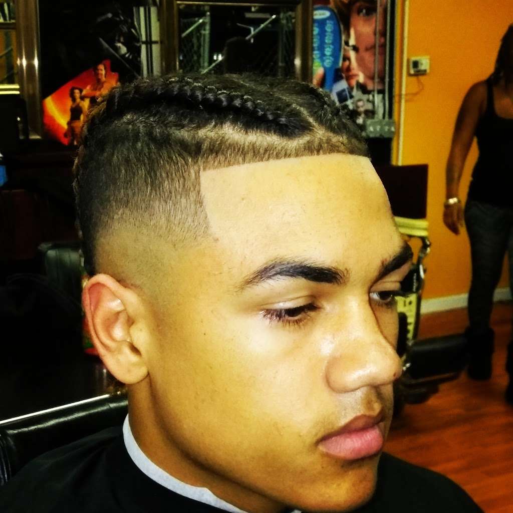 Urban Cutz | 6781 El Cajon Blvd, San Diego, CA 92115, USA | Phone: (619) 467-7117