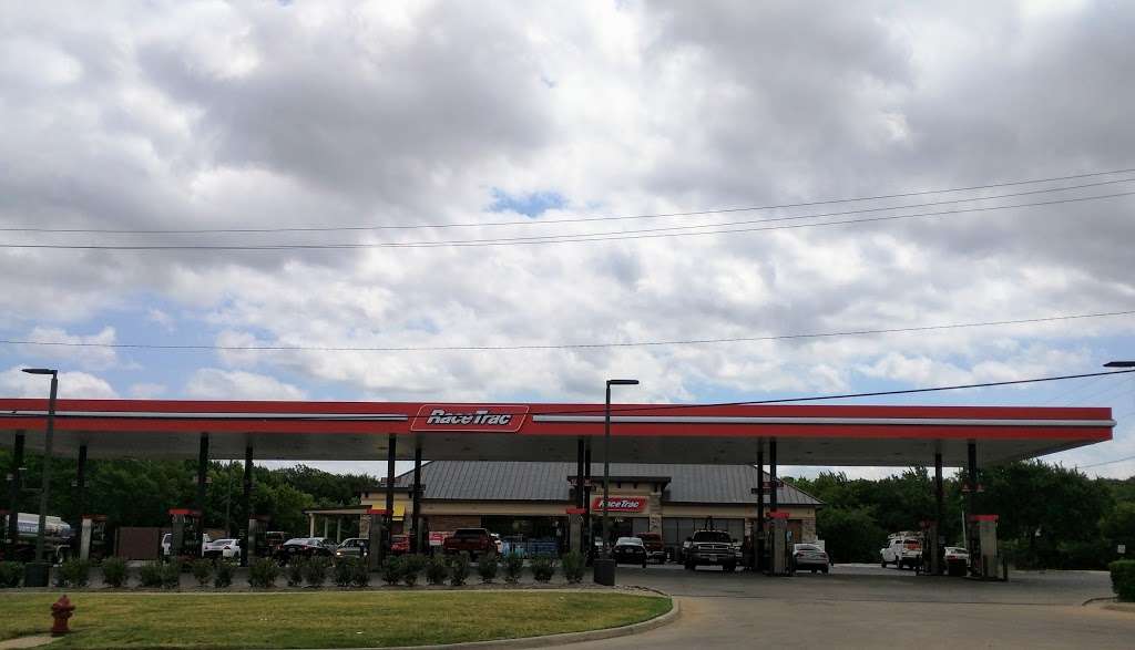 RaceTrac | 702 N Belt Line Rd #5862, Grand Prairie, TX 75050 | Phone: (972) 263-2727