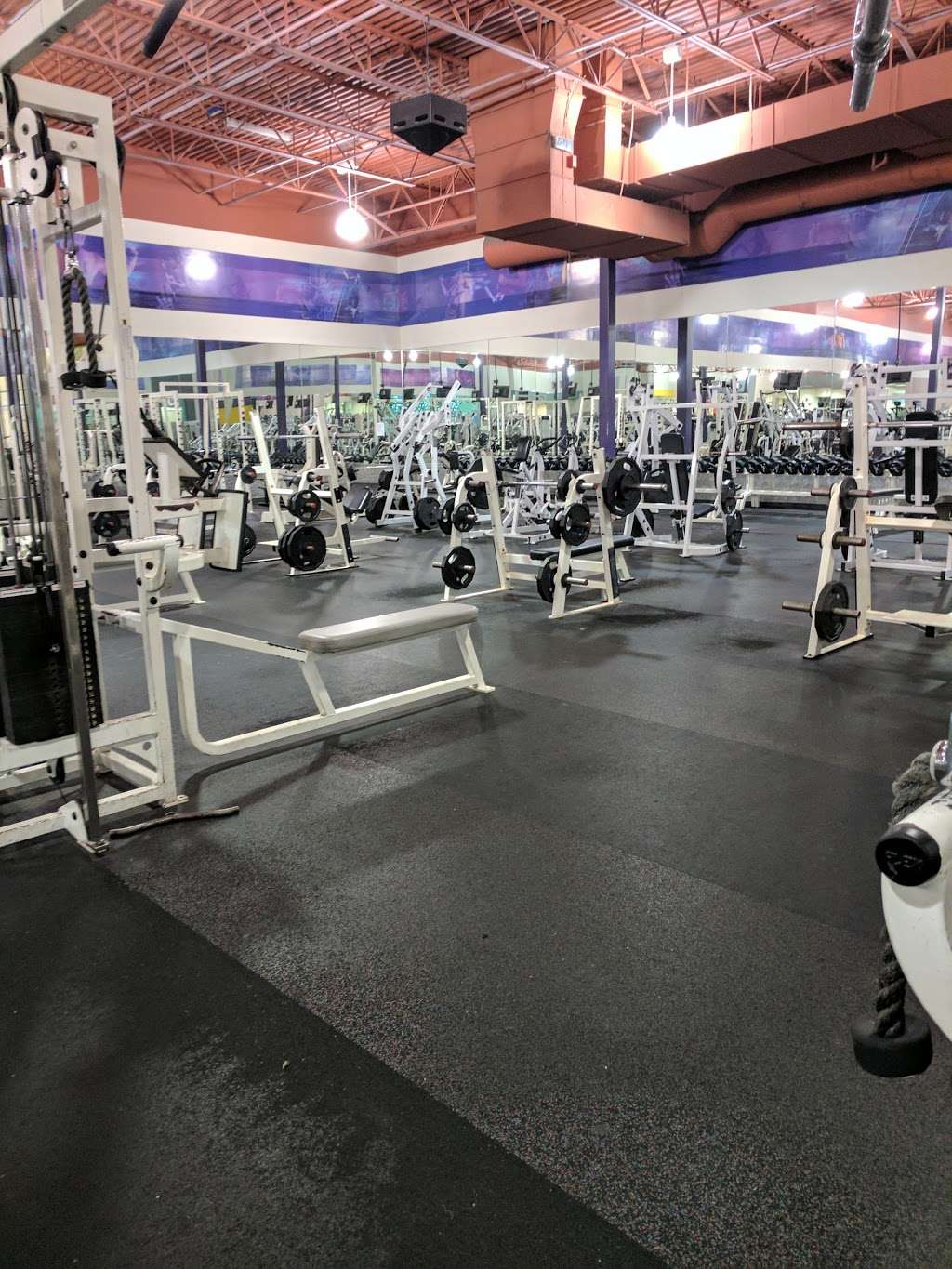 24 Hour Fitness | 5946 Fairmont Pkwy, Pasadena, TX 77505, USA | Phone: (281) 998-9969