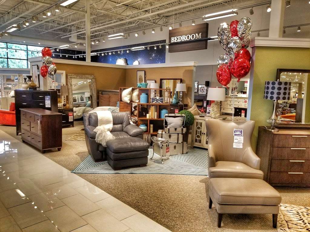 Art Van Furniture | 1293 E Higgins Rd, Schaumburg, IL 60173 | Phone: (847) 466-8086