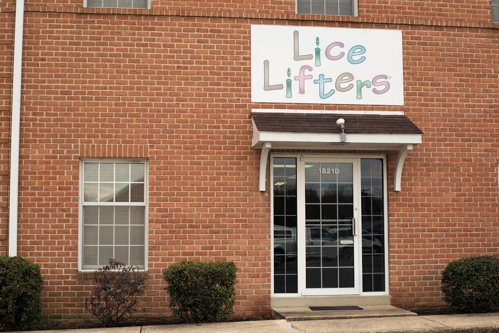 Lice Lifters of Lancaster County - Head Lice Removal Clinic | 1821-D Oregon Pike, Lancaster, PA 17601, USA | Phone: (717) 696-1233
