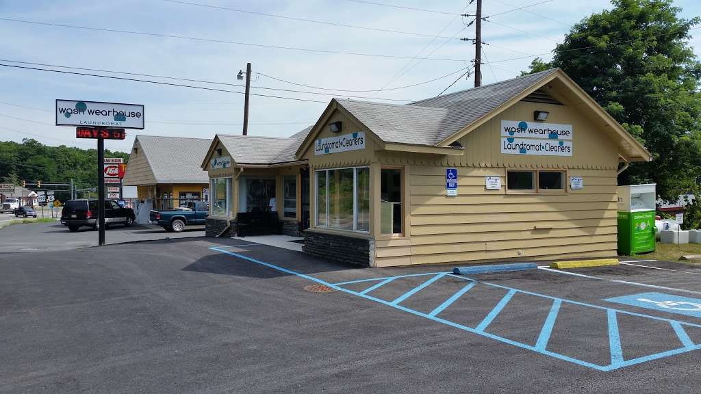 Wash Wearhouse Laundromat | 44 Welwood Ave, Hawley, PA 18428, USA | Phone: (570) 390-7577