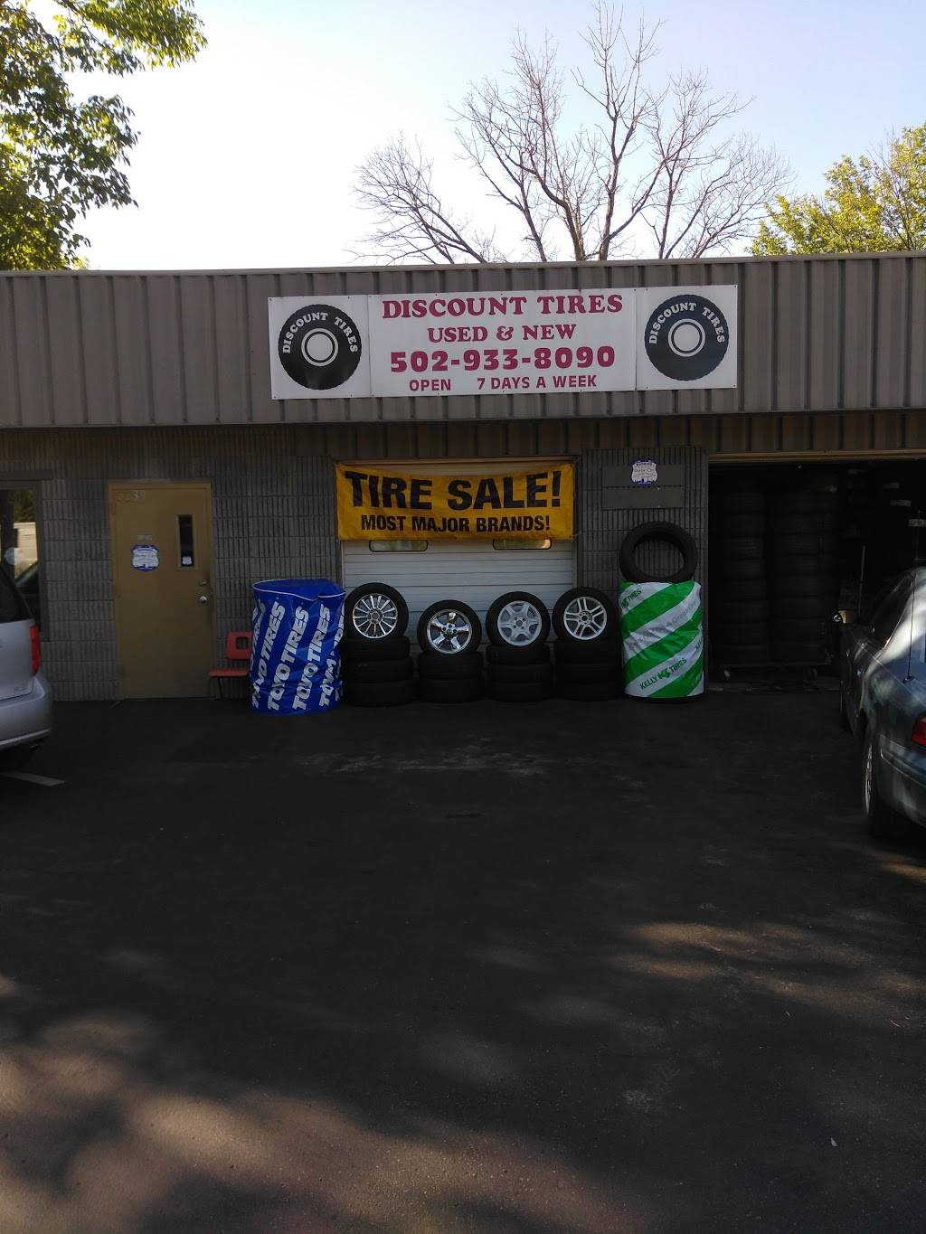 Discount Tires Used & New | 7739 St Andrews Church Rd, Louisville, KY 40214, USA | Phone: (502) 933-8090