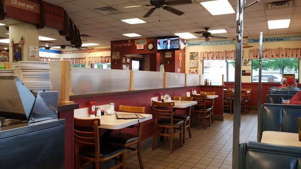 Mamas Daughters Diner | 2412 W Shady Grove Rd, Irving, TX 75060, USA | Phone: (972) 790-2778