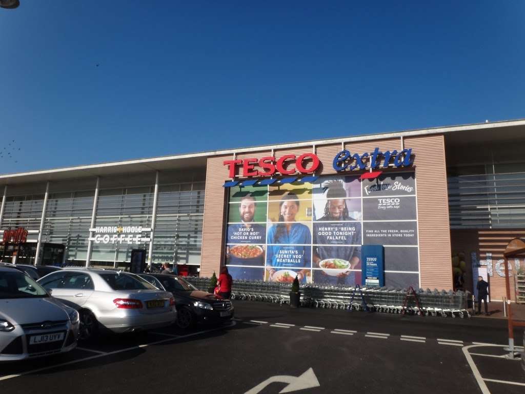 Brookfield Shopping Park | Halfhide Ln, Cheshunt, Waltham Cross EN8 0QE, UK | Phone: 0345 266 6634