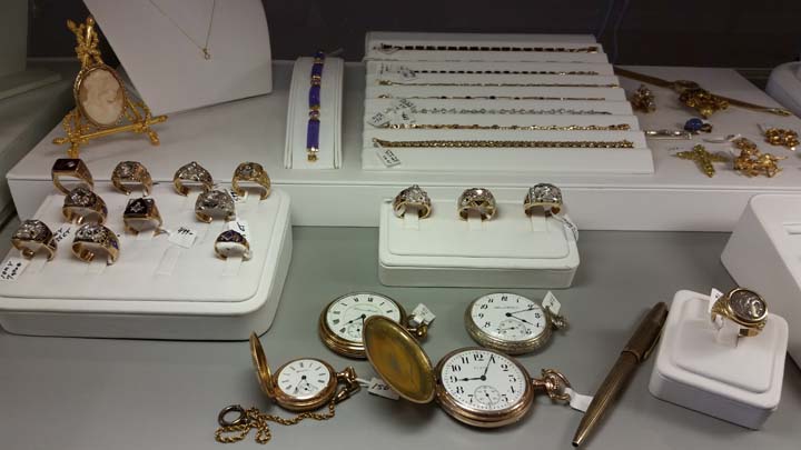 Greenfield Jewelry And Coin | 1046 N State St, Greenfield, IN 46140, USA | Phone: (317) 477-7777