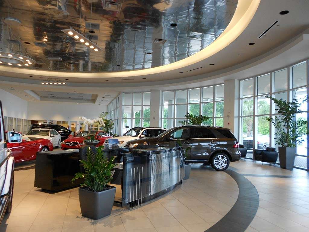 Mercedes-Benz of Clear Lake | 500 Gulf Fwy S, League City, TX 77573, USA | Phone: (281) 554-9100