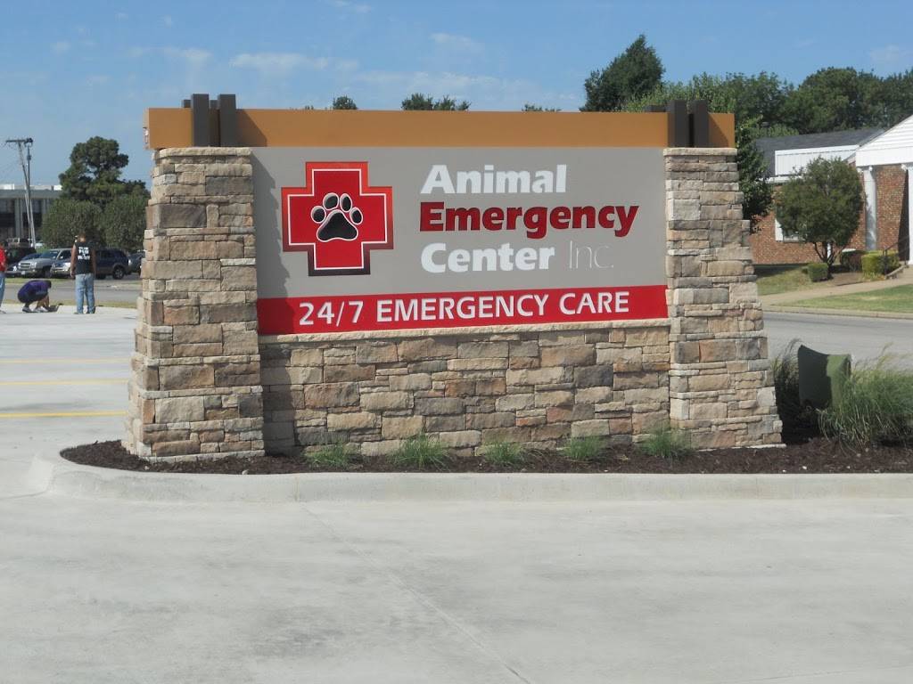 Animal Emergency Center | 4055 S 102nd E Ave, Tulsa, OK 74146, USA | Phone: (918) 665-0508