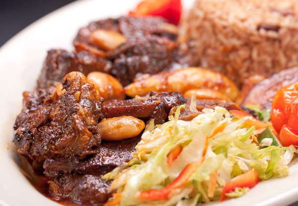 Donnas Caribbean Restaurant | 3213 North, FL-7, Margate, FL 33063, USA | Phone: (954) 972-1177