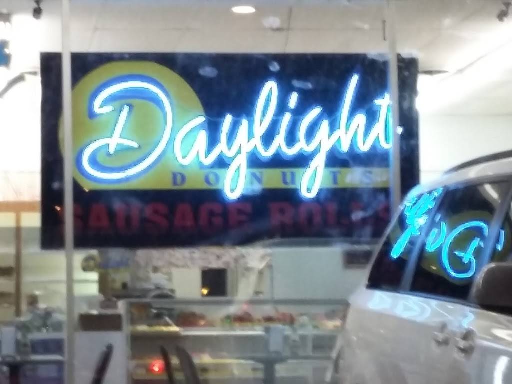 Daylight Donuts | 1917 S Harvard Ave, Tulsa, OK 74112, USA | Phone: (918) 749-5272