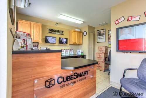 CubeSmart Self Storage | 6790 Federal Blvd, Denver, CO 80221, USA | Phone: (303) 650-2277