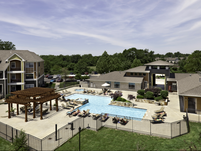 The Reserve on West 31st Street Apartments | 2511 W 31st St, Lawrence, KS 66047, USA | Phone: (785) 842-0032