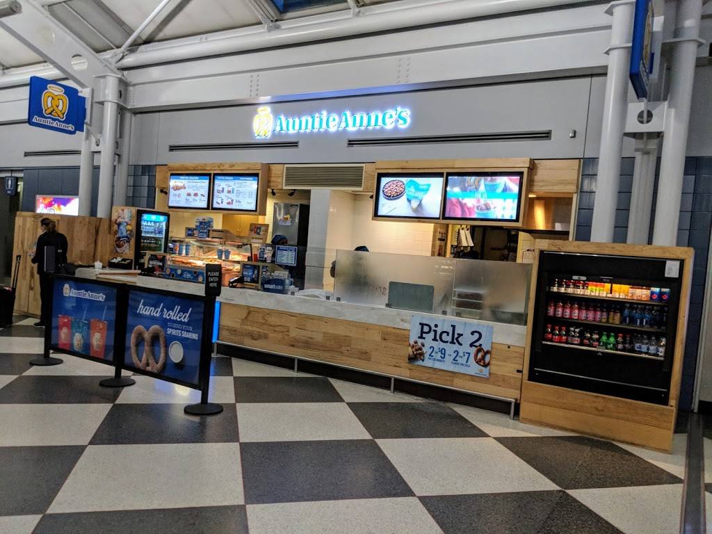 Auntie Annes | 10000W OHare Terminal 1, C Concourse, Chicago, IL 60666, USA | Phone: (773) 894-4616