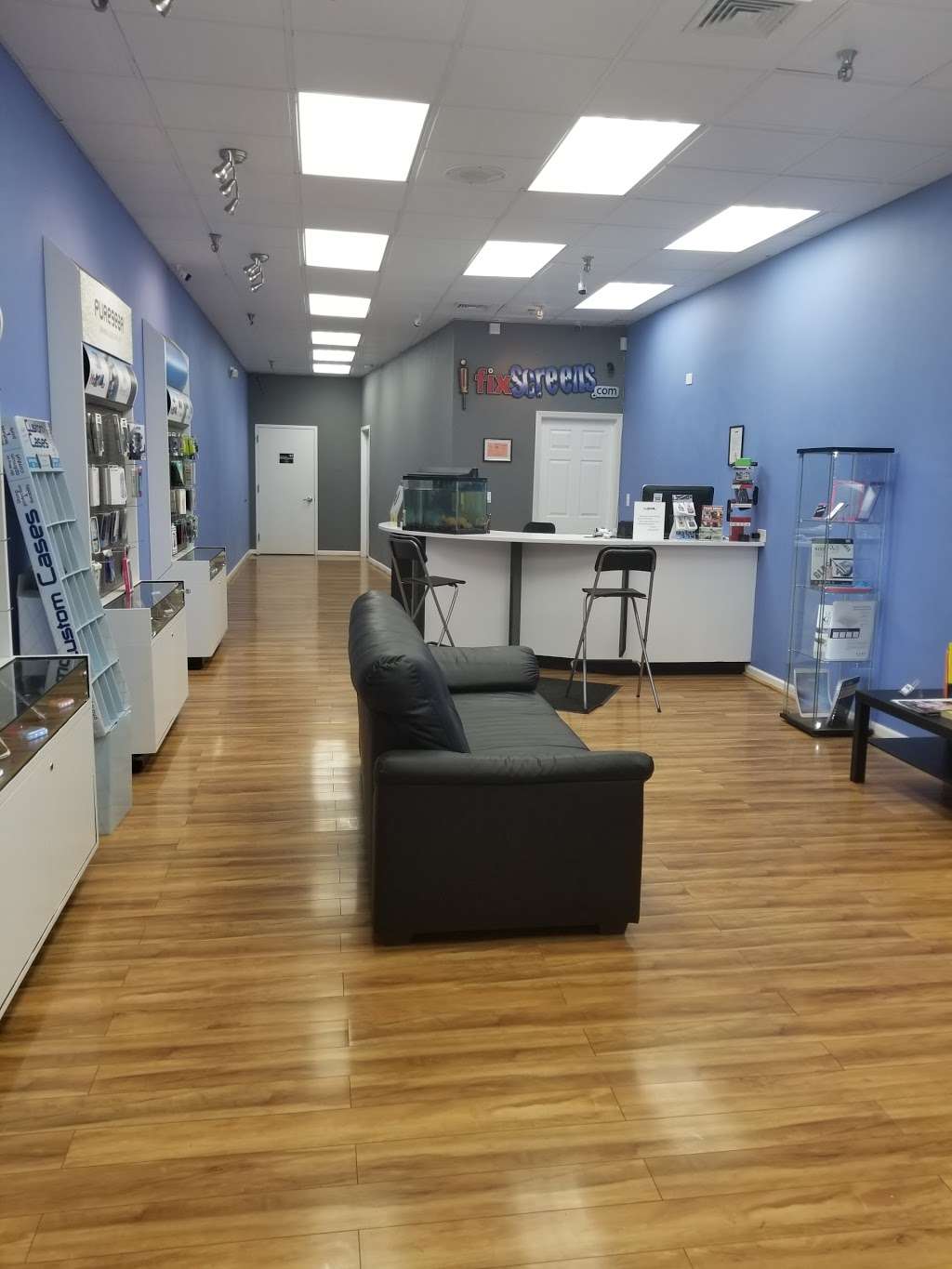 iFixScreens Dix Hills | 705A Old Country Rd, Dix Hills, NY 11746, USA | Phone: (631) 824-6644