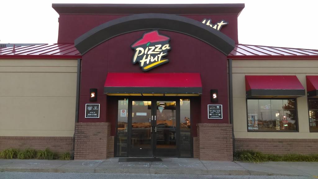 Pizza Hut | 333 E 47th St S, Wichita, KS 67216 | Phone: (316) 554-1100